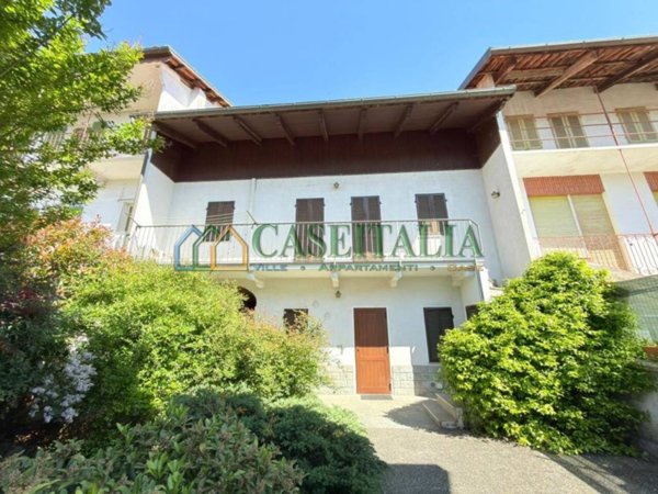 casa indipendente in vendita ad Azeglio in zona Piane