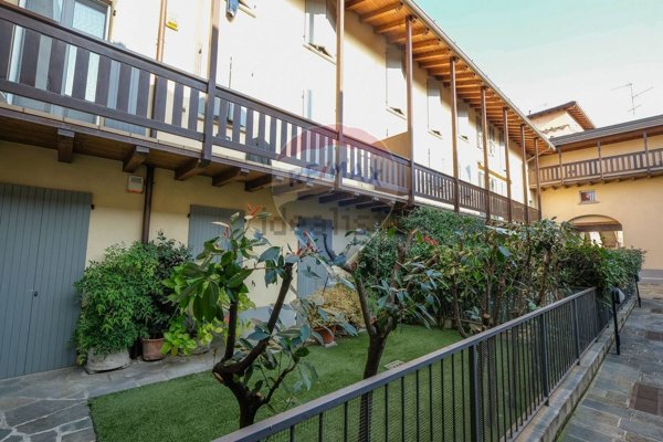 appartamento in vendita a Valbrembo