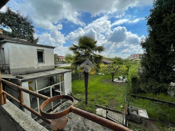 appartamento in vendita a Valbrembo in zona Scano al Brembo