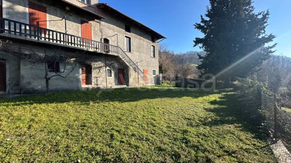 casa indipendente in vendita a Valbrembo