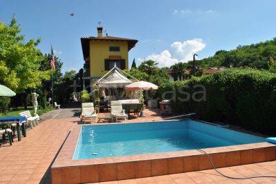 casa indipendente in vendita a Valbrembo