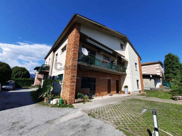 appartamento in vendita a Valbrembo in zona Scano al Brembo