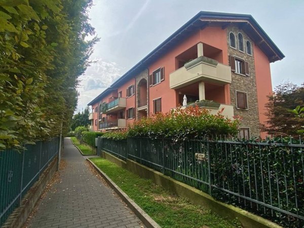 appartamento in vendita a Valbrembo in zona Scano al Brembo