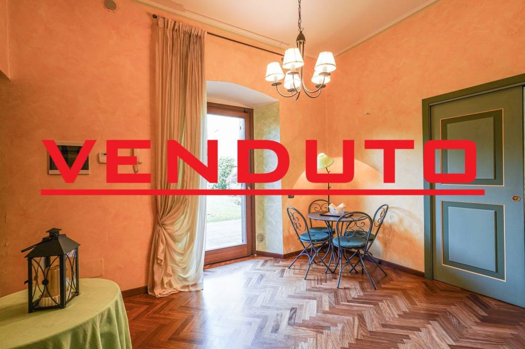 appartamento in vendita a Valbrembo in zona Scano al Brembo