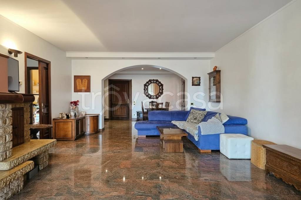 casa indipendente in vendita a Valbrembo in zona Scano al Brembo