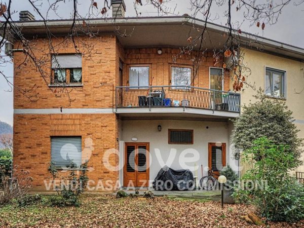 appartamento in vendita a Valbrembo in zona Scano al Brembo