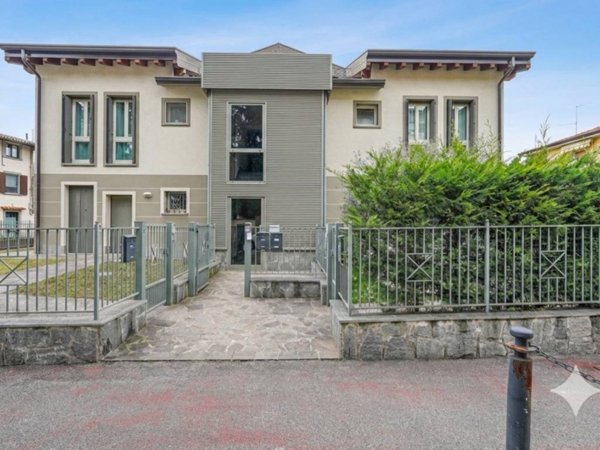 appartamento in vendita a Valbrembo in zona Scano al Brembo
