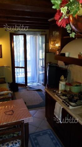 villa in vendita a Valleve in zona Cambrembo