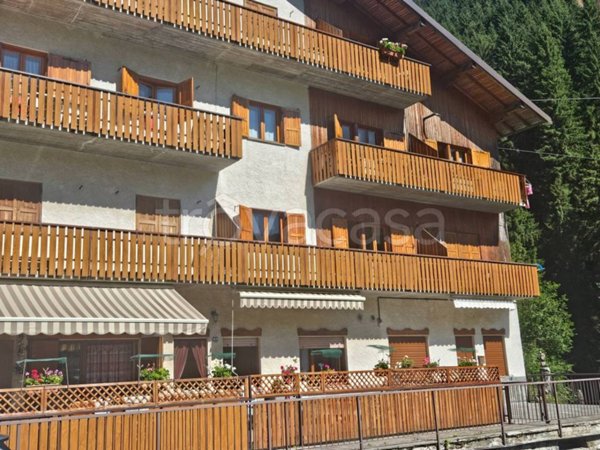 appartamento in vendita a Valleve in zona Cambrembo