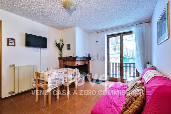 appartamento in vendita a Valleve in zona Cambrembo