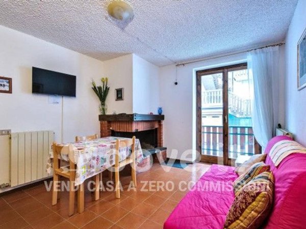 appartamento in vendita a Valleve in zona Cambrembo