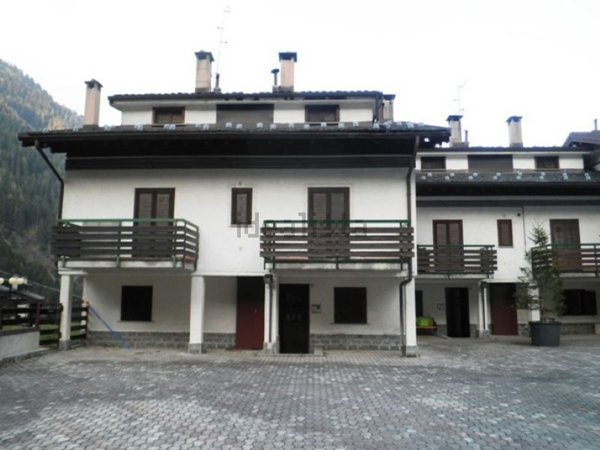 appartamento in vendita a Valleve in zona San Simone