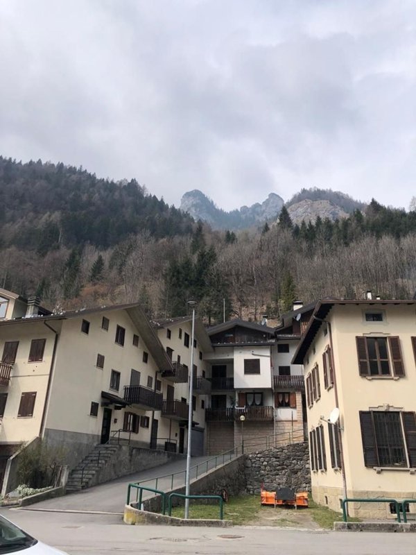 appartamento in vendita a Valleve