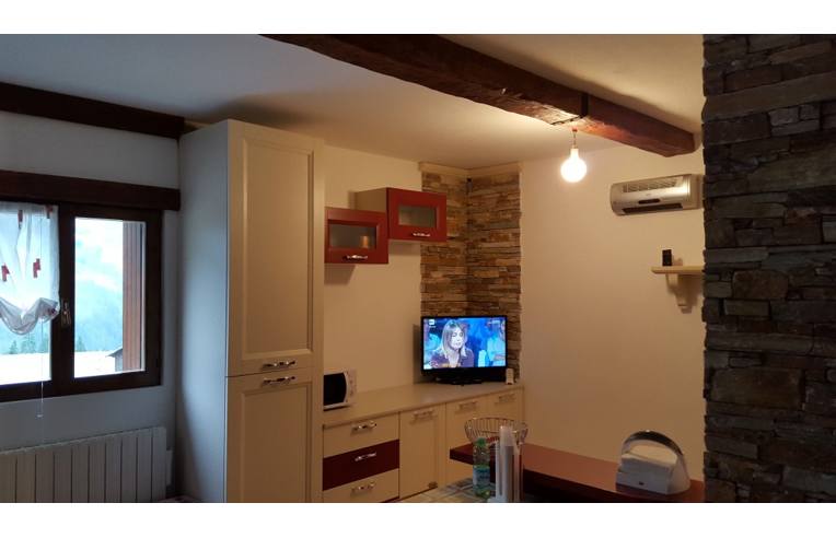 appartamento in vendita a Valleve in zona Cambrembo