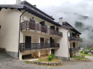 appartamento in vendita a Valleve in zona Cambrembo