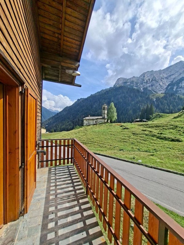 appartamento in vendita a Valleve in zona Cambrembo