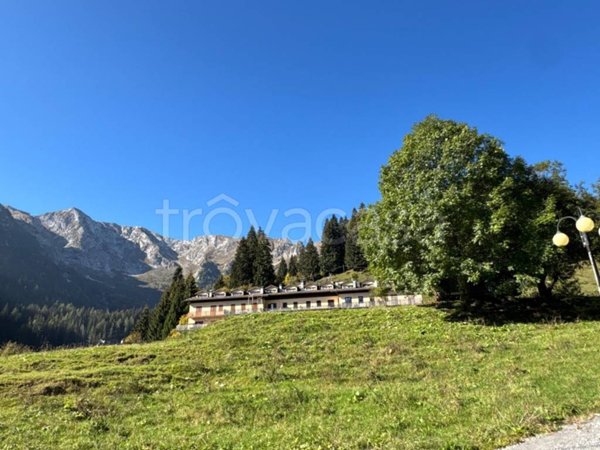 appartamento in vendita a Valleve in zona Cambrembo