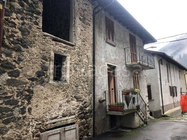 casa indipendente in vendita a Valnegra