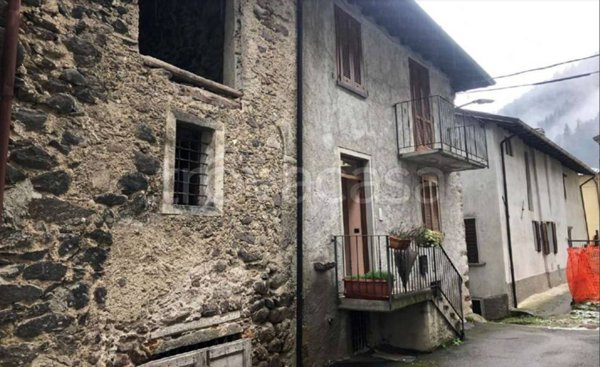 casa indipendente in vendita a Valnegra