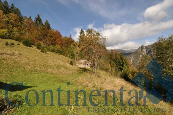 casale in vendita a Valtorta