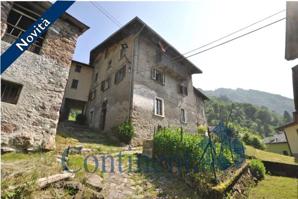 casa indipendente in vendita a Valtorta in zona Rava