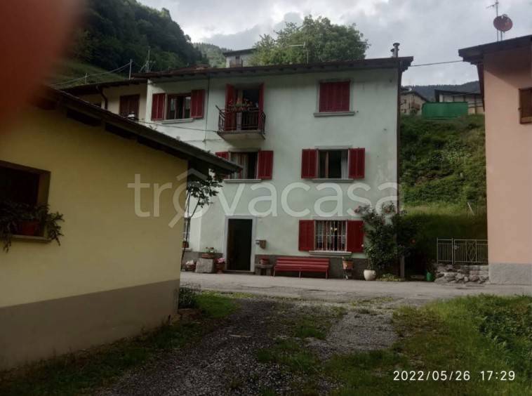 appartamento in vendita a Valtorta in zona Rava