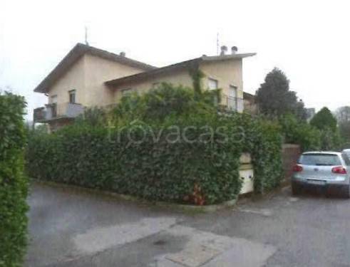 casa indipendente in vendita a Verdellino