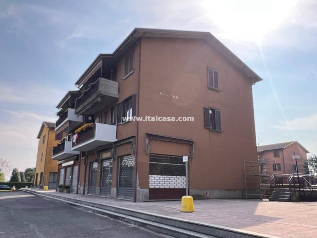 negozio in vendita a Verdellino
