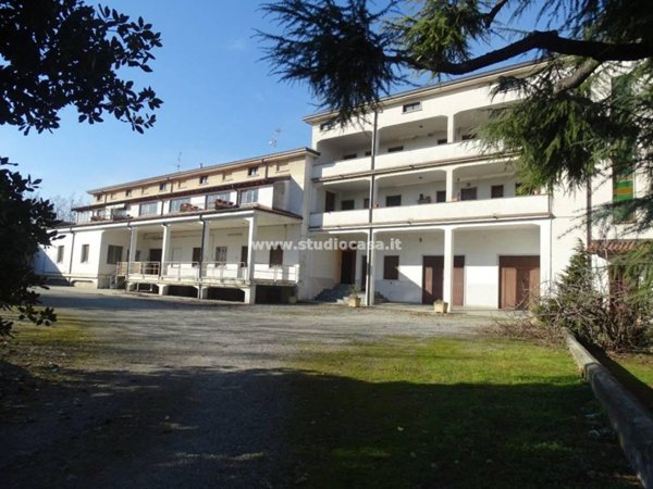 locale commerciale in vendita a Verdellino
