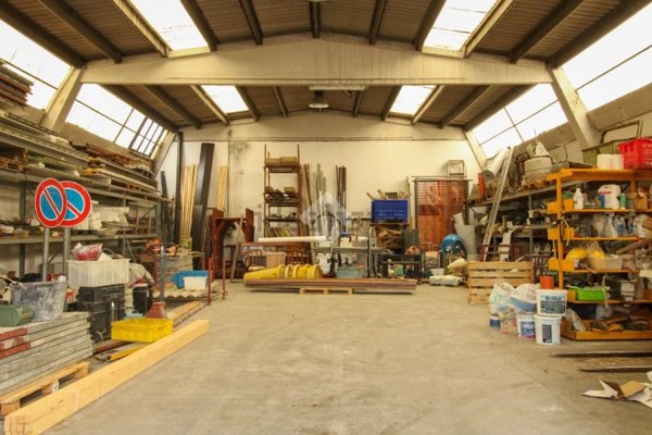 capannone in vendita a Verdellino