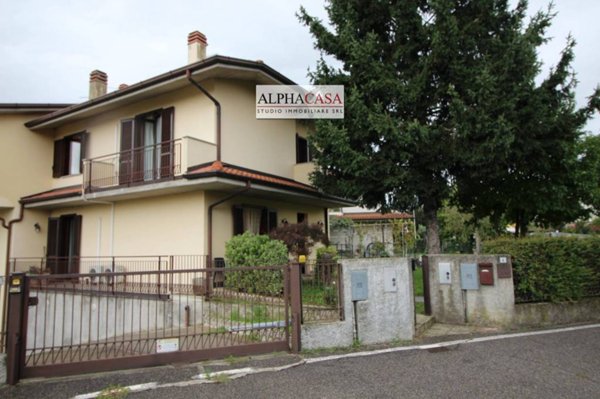 casa indipendente in vendita a Verdellino