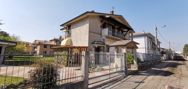 casa indipendente in vendita a Verdellino