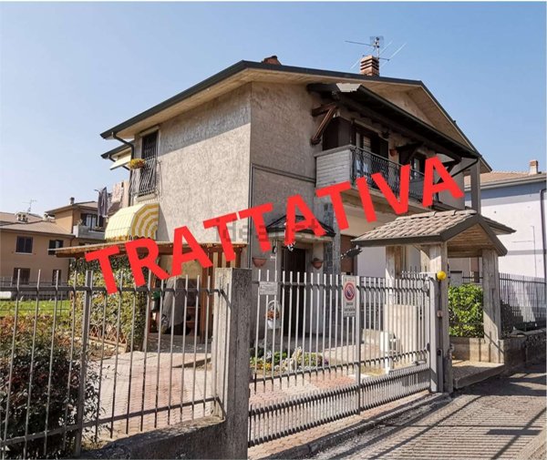 casa indipendente in vendita a Verdellino