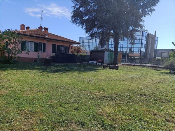 casa indipendente in vendita a Verdellino