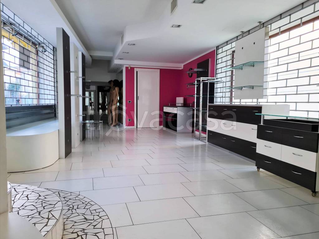 negozio in vendita a Verdellino