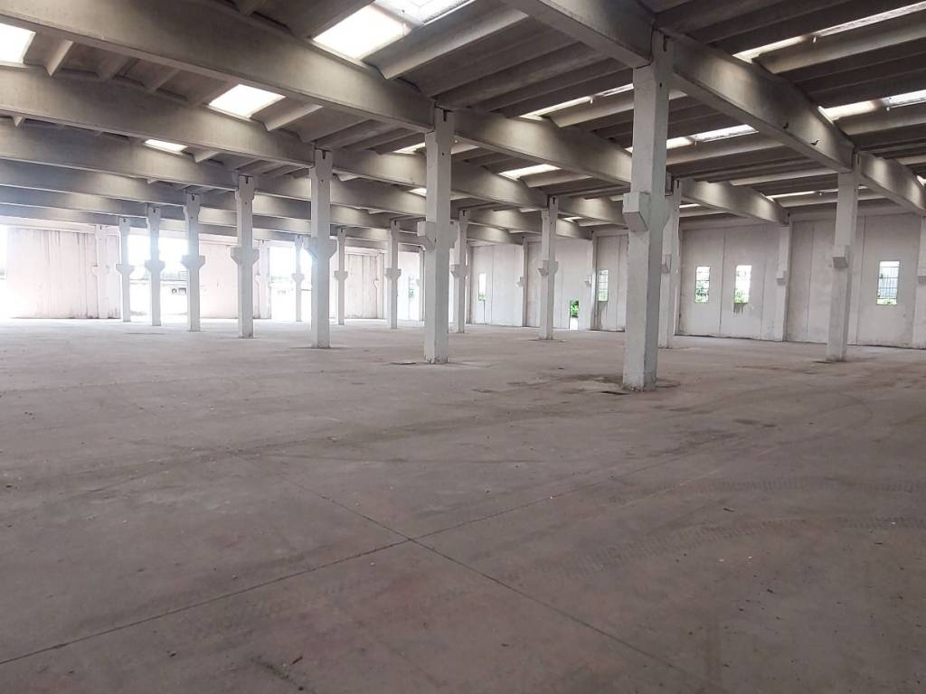 capannone in vendita a Verdellino