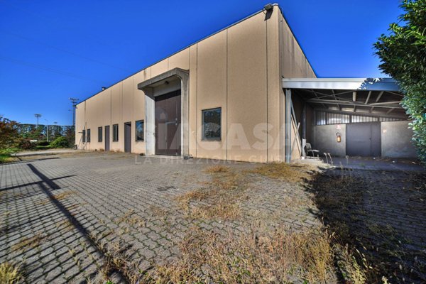 capannone in vendita a Verdellino