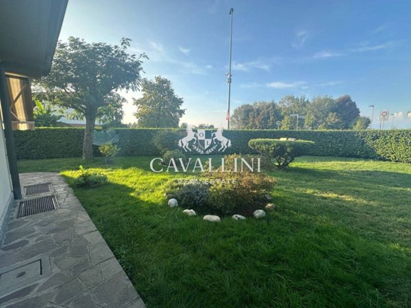 casa indipendente in vendita a Verdellino