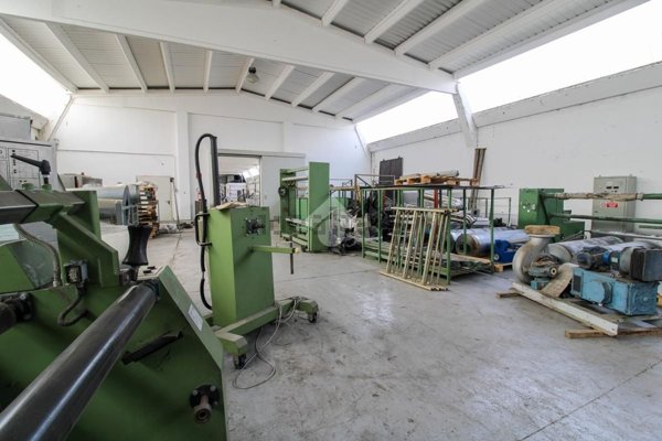 capannone in vendita a Verdello