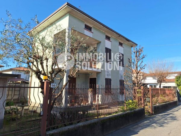 casa indipendente in vendita a Verdello