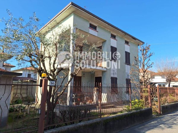 casa indipendente in vendita a Verdello