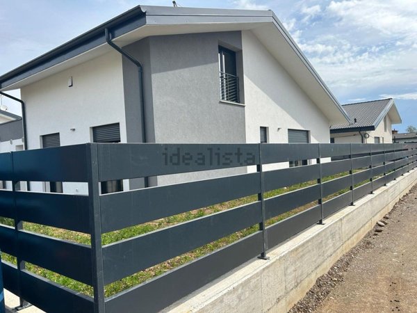 casa indipendente in vendita a Verdello