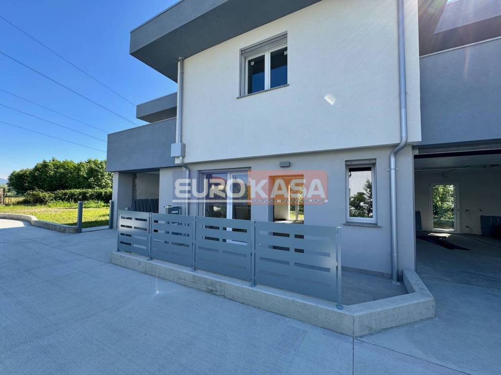 casa indipendente in vendita a Verdello