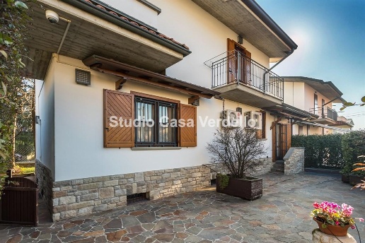casa indipendente in vendita a Verdello