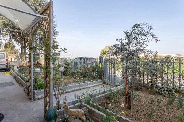 casa indipendente in vendita a Verdello