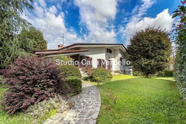 casa indipendente in vendita a Verdello