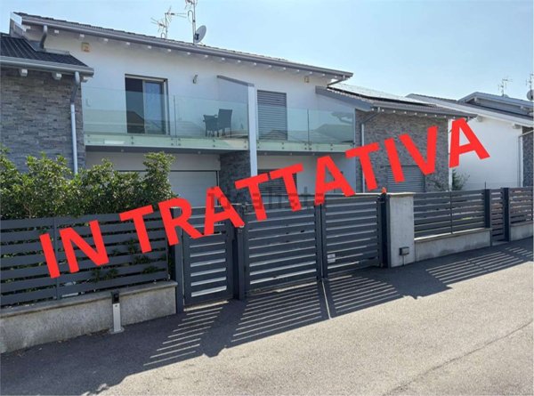 casa indipendente in vendita a Verdello