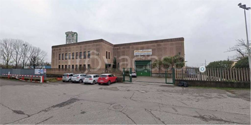 locale commerciale in vendita a Verdello