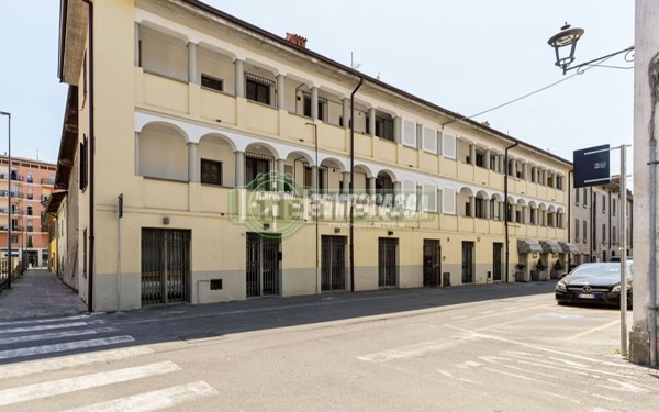intera palazzina in vendita a Verdello