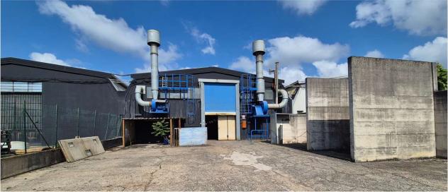 locale commerciale in vendita a Verdello